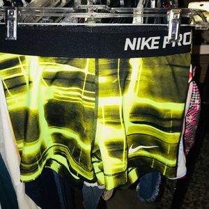 nike pros